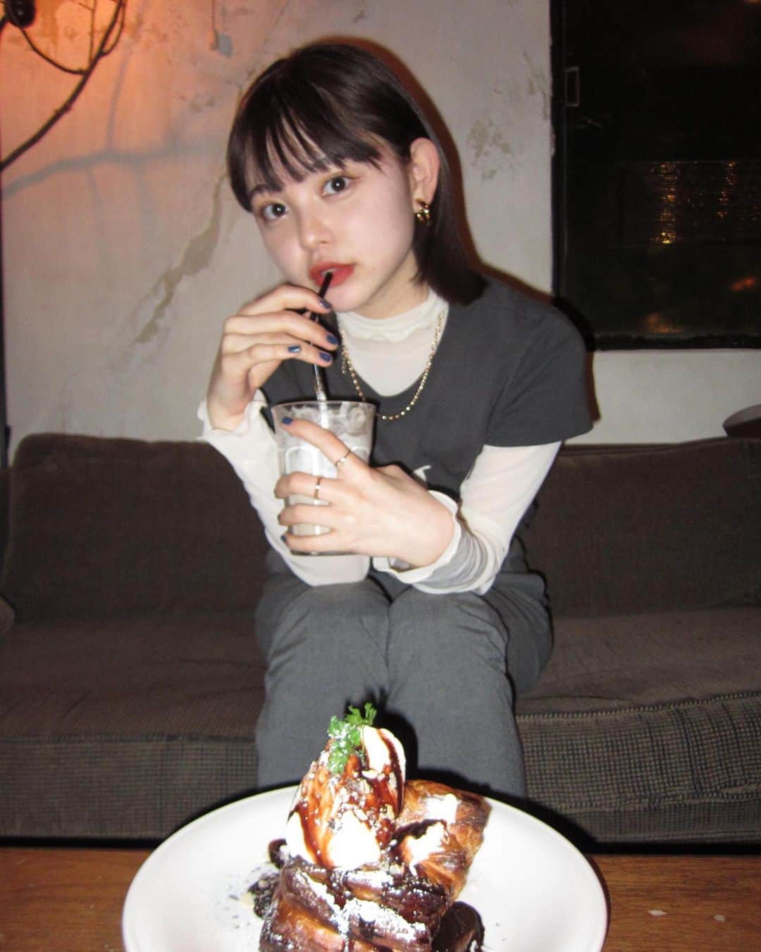 黒沢実未さんのインスタグラム写真 - (黒沢実未Instagram)「雰囲気も食べ物も最高すぎた (о´∀`о)  #渋谷カフェ #カフェ #04 #カフェ巡り #美容学生」5月10日 20時25分 - 0033.2004