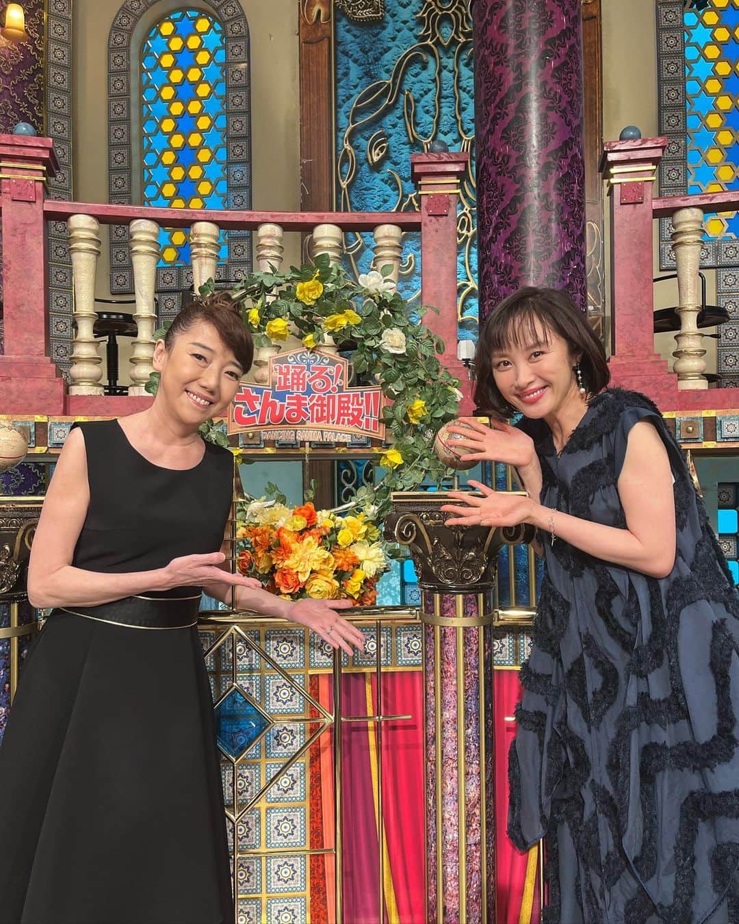 山口もえのインスタグラム：「・  #太田光代 さんと初共演しました♡ プライベートではとても可愛がってくださり お家に招待してくださったり 美味しいお寿司を2人で食べにいったり 結婚祝いには桂由美さんの ウェディングアルバムを プレゼントしてくださったり… と交流があるのですが お仕事では初共演でした🌈 そりゃ…色々話したよ。笑 是非楽しんでもらえると嬉しいです✨  さんま御殿　5月16日 20時〜 📺  #tv #📺 #爆笑問題の嫁 #初  #共演  #ツーショット も初めて撮った♡ #記念 の一枚📷」