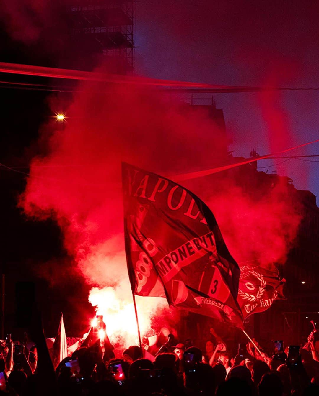 スコット・シューマンのインスタグラム：「Napoli is the Italian soccer champions for this season and ,with typical Southern Italian reserve and understatement, they celebrated briefly and with only the least noticeable fuss or bravado!! 😂😂😎😎😉😉 Congrats Napoli !」