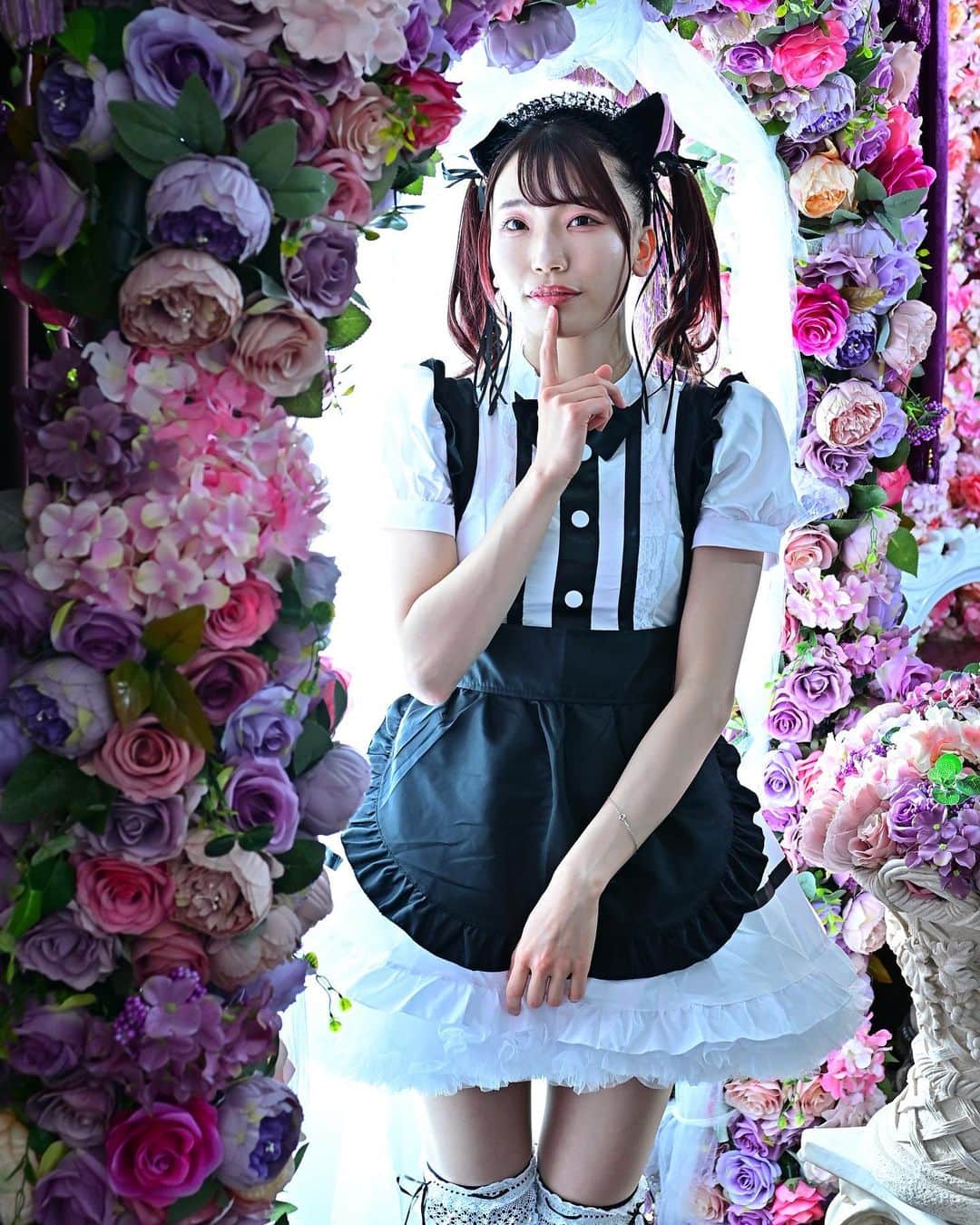 石原美沙紀のインスタグラム：「今日は　#メイドの日　だよ〜♡ #メイド服 かわいくて大好きなのよね 私服にしたい  #데일리　#셀카　#일본　#친구해요 #instagood #instalike #instafashion #japanesegirl #cute  #アイドル  #selfie #followme #likeforlikes  #写真好きさんと繋がりたい#idol #japanese #メイク #フォローミー　#follow #モデル #推し」