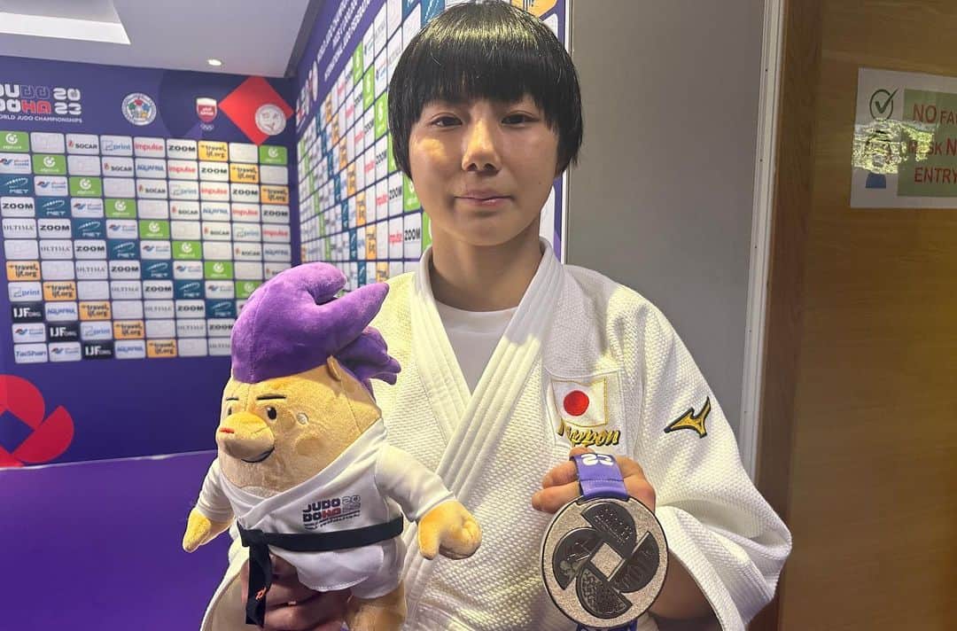 全日本柔道連盟(AJJF)さんのインスタグラム写真 - (全日本柔道連盟(AJJF)Instagram)「＼ドーハ🇶🇦 #世界選手権 DAY3️⃣🇯🇵／  57kg級 #舟久保遥香 選手 2位🥈 73kg級 #橋本壮市 選手 3位🥉  大会4日目も日本代表選手への応援よろしくお願いします📣  #JudoWorlds #JudoDoha2023 #judo #世界柔道」5月10日 13時43分 - ajjf_official