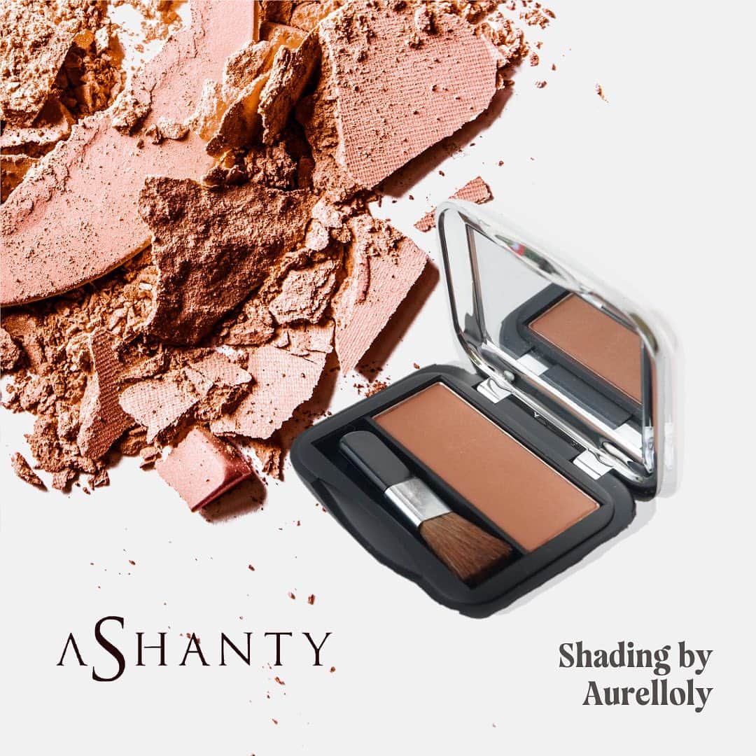 ASHANTY BEAUTY CREAM OFFICIALのインスタグラム：「Fungsi shading adalah memberi dimensi pada wajah, meniruskan wajah, dan memberi efek mancung pada hidung. Jadi, pilihlah warna shading dua tingkat lebih gelap dari warna kulit asli.  Pastinya dengan shading by Aurelloly karna praktis dan hasilnya sangat pigmented banget 💖  #ashantycosmetics #ashanty_ash #cosmetics #cosmetic #makeuptutorial #rekomendasimakeup #makeuplover #lokalmakeup #makeupnatural #makeuplooks」