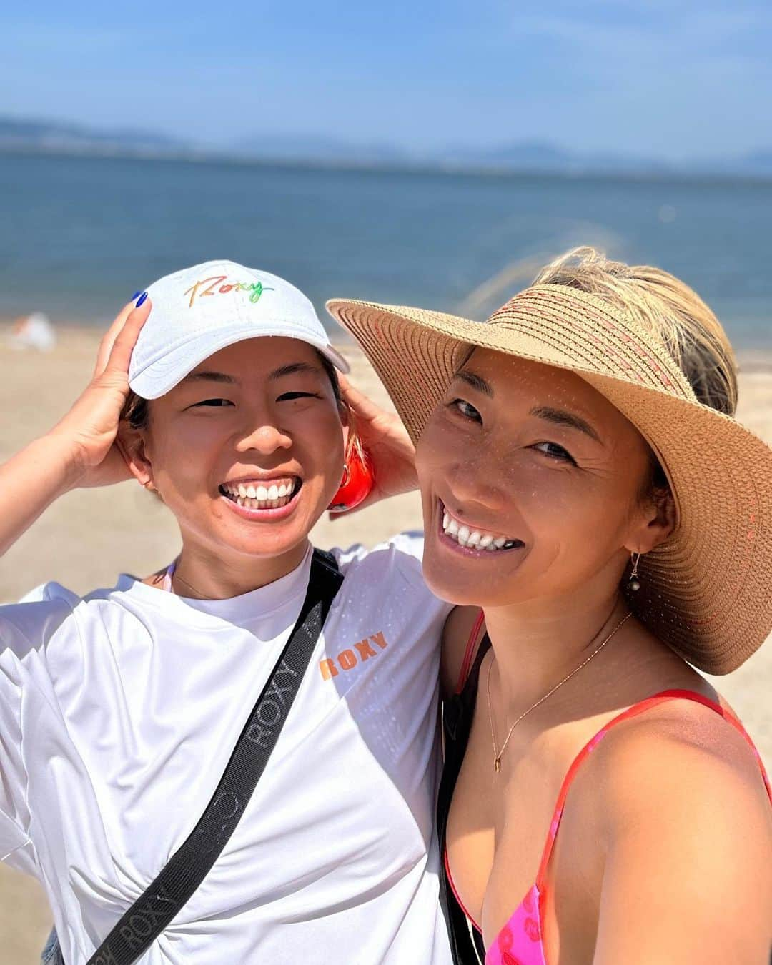 大下瞳美さんのインスタグラム写真 - (大下瞳美Instagram)「夏ハジメマシタ🤭✨  来月のサップヨガ協会TTの準備を今日からスタート👍👍  念願の広島初開催です✨✨  @japansupyogaassociation のサップヨガは安心安全をモットーにレスキューから、安全に楽しめるサップヨガを提供する為、公認インストラクターを育成中です！！  さて、6月の日本サップヨガ養成講座は、何名のインストラクターが誕生するでしょうか？！  広島から全国へ、海や自然を心から楽しむことができる人達が増えますように🌞  残りあと1名募集中です！！ @japansupyogaassociation までお問い合わせ下さい。  #日本サップヨガ協会  #サップヨガ養成講座 #広島開催 #宮島  #沖縄開催 #サップヨガ #サップヨガインストラクター  #日本サップヨガマスター講師HITOMI #supyoga#beachgirl  #supyogateacher  #supyogateachertraining」5月10日 16時25分 - hitomiooshita