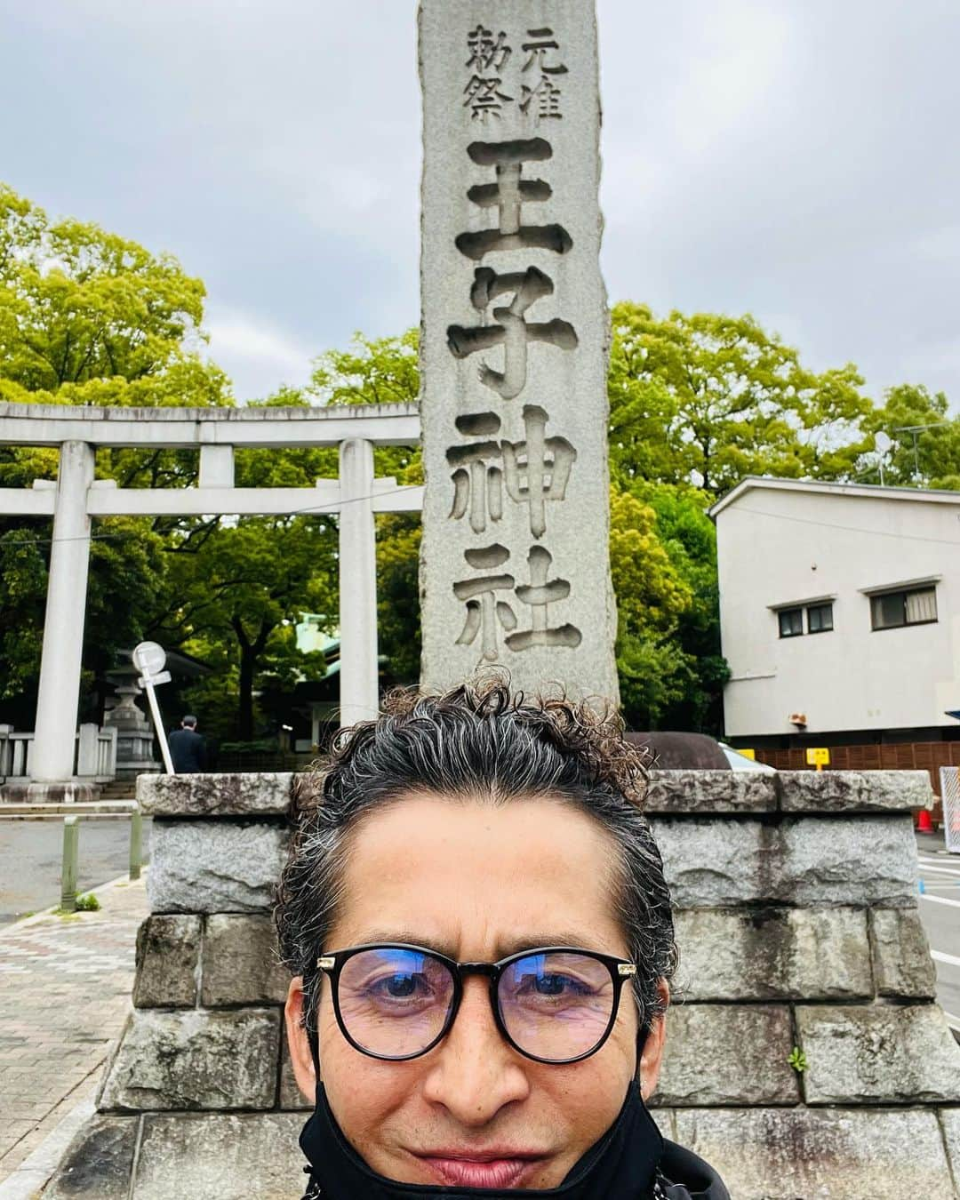 大沢樹生さんのインスタグラム写真 - (大沢樹生Instagram)「お正月🎍から3度目の王子神社⛩️ ご挨拶して来た👏😊✨✨✨  #北区 #王子神社 #挨拶 #大沢樹生⠀ #大澤樹生⠀ #おおさわみきお⠀ #mikioosawa ⠀ #osawamikio ⠀ #mikiooffice⠀ #ミキオオフィス」5月10日 17時12分 - osawa_mikio