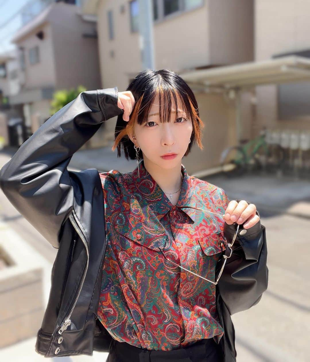 佐藤梨菜さんのインスタグラム写真 - (佐藤梨菜Instagram)「🖤🧡」5月10日 18時00分 - _ri7_s2