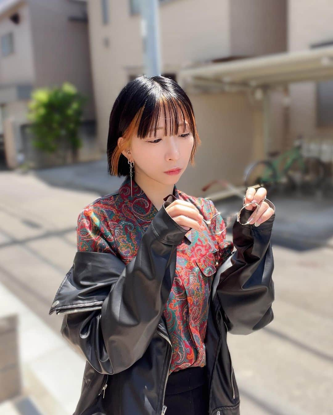 佐藤梨菜のインスタグラム：「🖤🧡」