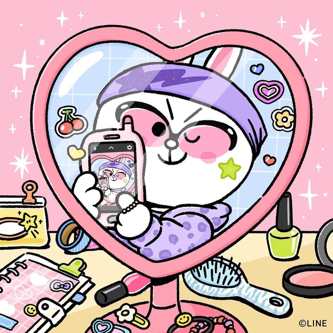 LINE FRIENDSさんのインスタグラム写真 - (LINE FRIENDSInstagram)「This is what you call a tReNdY mirror selfie💖 #CONY #LINEFRIENDS #mirrorselfie #selfie」5月10日 18時00分 - linefriends