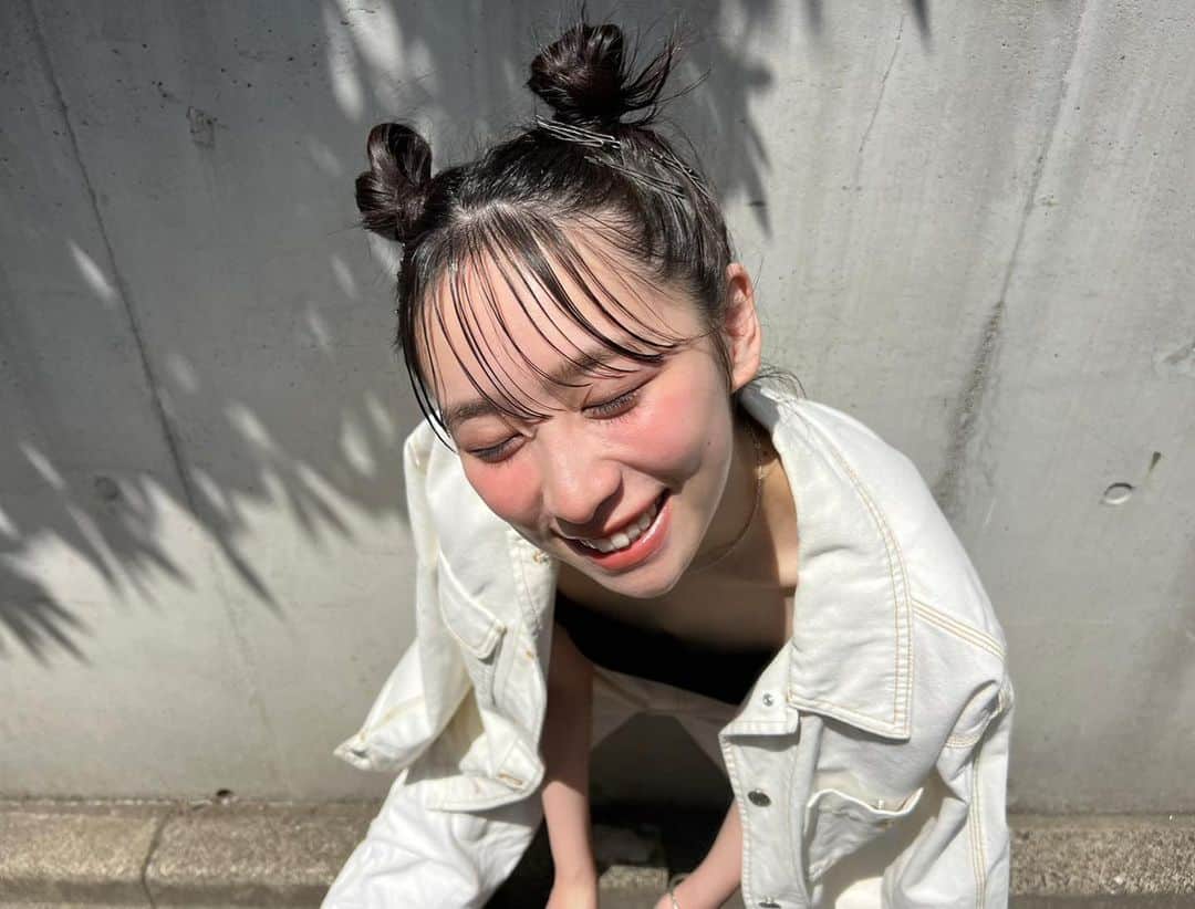 伊藤雨音さんのインスタグラム写真 - (伊藤雨音Instagram)「めっちゃ笑顔  hair＆make @cocooosaki」5月10日 18時24分 - mew_galaxy