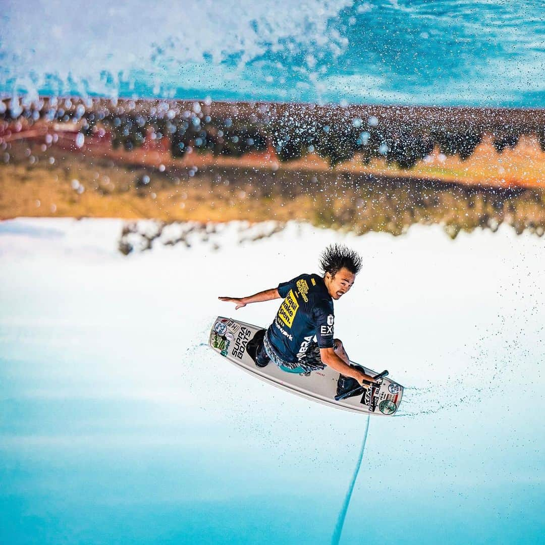 手塚翔太さんのインスタグラム写真 - (手塚翔太Instagram)「Finished 2nd at @mundialdewakeboard Brazil Wake Open🇧🇷🤘🏻 Happy to kick off podium start on 2023season and want to say thanks to everyone who supported me🙏🏻❤️ Had so much fun times and meet with lot new dope crew🔥 Also big thanks to @bdib21 for the invite can’t wait to come back next year!  2023年シーズン初戦のブラジルオープン2位になりました！ 皆さん応援有難う御座いました☺️  obrigado brasil🇧🇷✌🏻」5月10日 21時00分 - shotatezuka