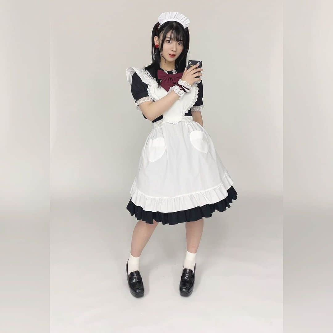 進藤あまねさんのインスタグラム写真 - (進藤あまねInstagram)「⚔️   #メイドの日 …たまたま今日の撮影がメイド服でした⚔️ （撮影場所にナイトのCSMが置いてありました✌️）  #ねすぐらむ #仮面ライダー龍騎」5月10日 18時41分 - amane_shindo_official