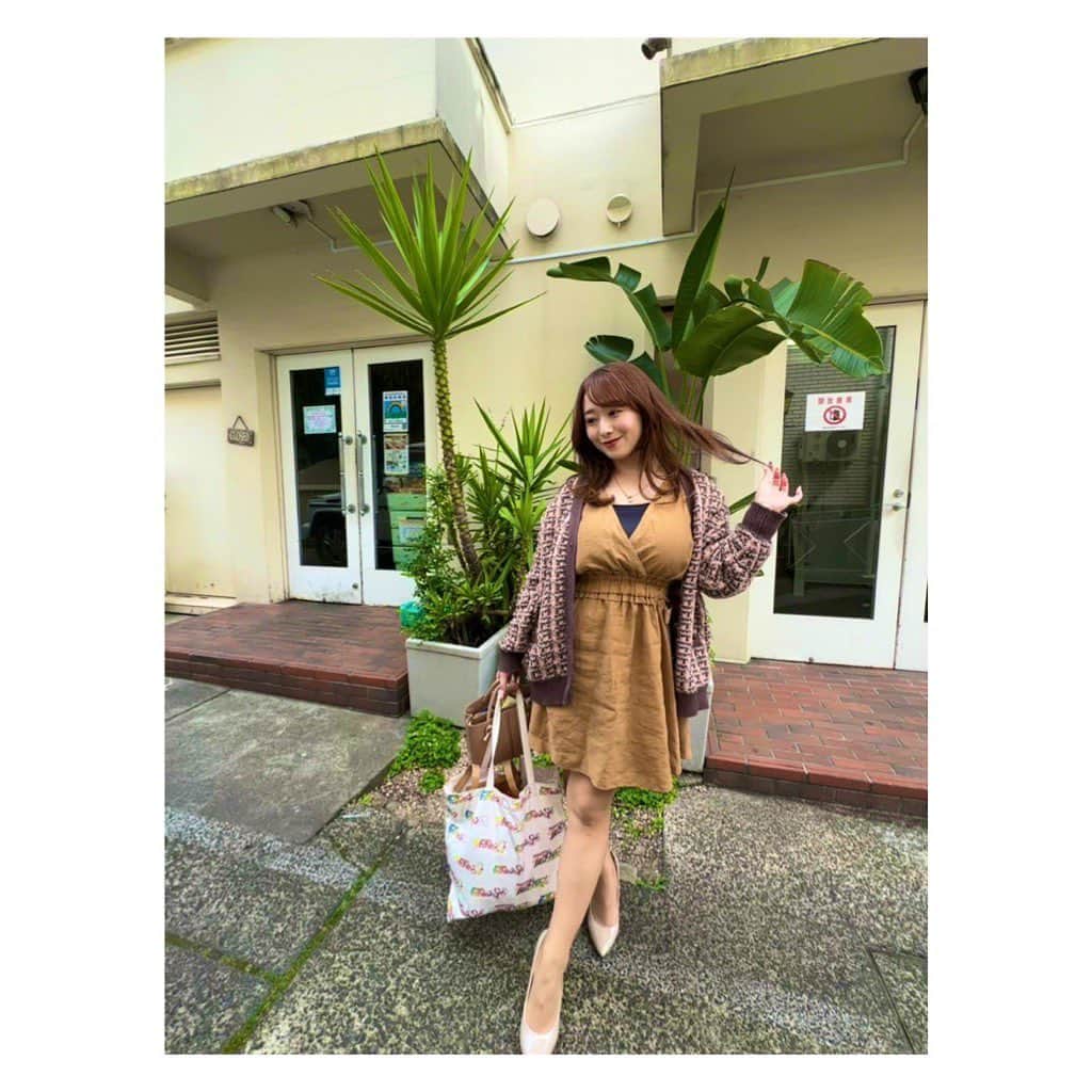 白石茉莉奈さんのインスタグラム写真 - (白石茉莉奈Instagram)「今日も今日とてカフェでの歌詞打ち合わせでした❣️ 熱く強い思いの丈をしっかり共有して頂きました！🔥」5月10日 18時51分 - marina_shiraishi_official