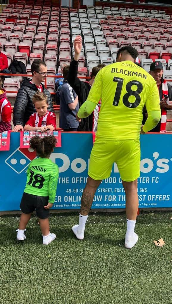 ジャマル・ブラックマンのインスタグラム：「Thankful for moments like this ❤️  To the Exeter fans - you were brilliant in supporting us and pushing us on this season 🙌🏾」