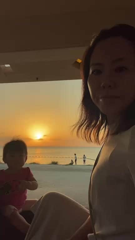 長嶺菜菜子のインスタグラム：「5/10の沖縄の夕方をLive」