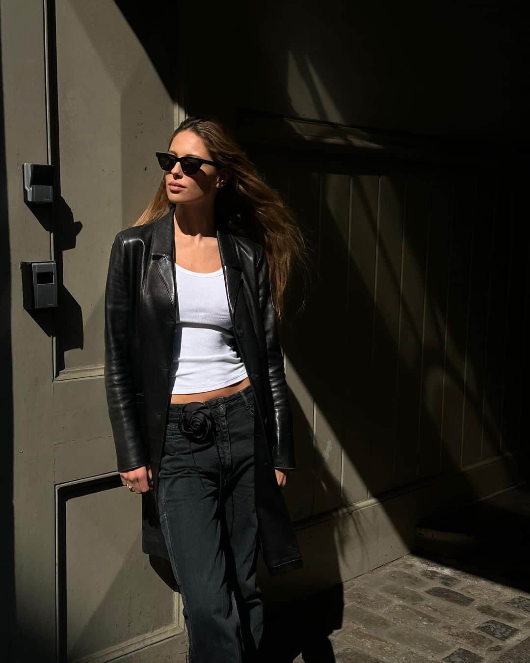 Mathilde Goehlerのインスタグラム：「🖤」
