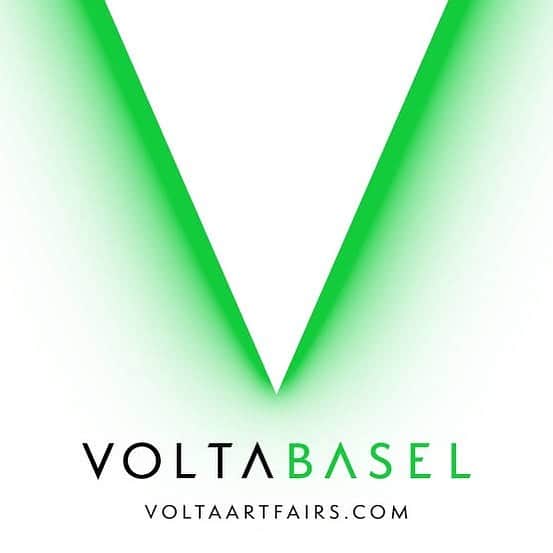 三浦大地のインスタグラム：「【お知らせ】VOLTA BASEL 2023 に出品が決まりました！   2023.6.12-6.18 @voltaartfairs   アートデビューしてからまだ1年未満の自分が海外進出、しかも夢にも思っていなかったアートの世界最高峰スイスのバーゼルで、という機会を頂けて驚きと感謝でいっぱいです。  どうなることやら、まったく未知の世界ですが、この機会をめいっぱい楽しんでみようと思います。  今まで僕のクリエーションを支えてくれた皆様に本当に感謝しております。  #volta #voltabasel #switzerland #basel #art #artfair #daichimiura」