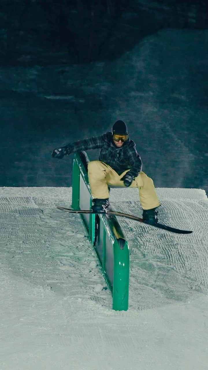 マックス・パロットのインスタグラム：「NEW - All eight different 450IN 🔥 Link in my bio!!   Thanks @monsterenergy for helping me push limits and make this project happen!!! 🙌🏻」
