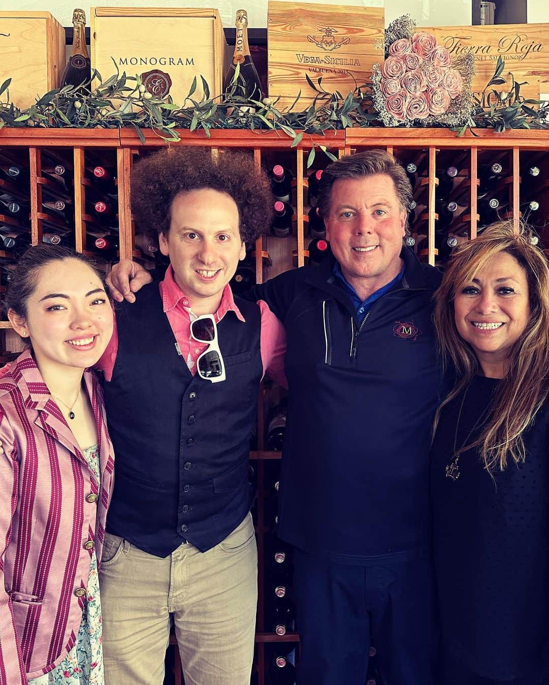 ジョシュ・サスマンさんのインスタグラム写真 - (ジョシュ・サスマンInstagram)「For the BEST food, BEST wine, and the BEST hospitality you must visit @chezbacchus_longbeach! 🍷   John Hansen, Anthony Alvarez, and chef Danny Le have all done a marvelous A+ job! The menu will constantly be changing to always have the freshest in season ingredients. 👏 👏 👏   This is easily my new favorite spot. (This post is not sponsored. I’m just a huge fan!)」5月11日 5時48分 - mrjoshsussman