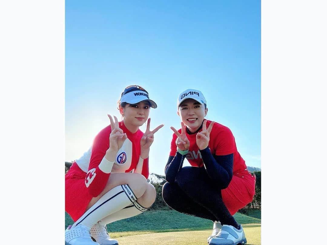 坂之下侑子さんのインスタグラム写真 - (坂之下侑子Instagram)「🩷告知🩷 女子ゴルフペアマッチ⛳️ 5月22日放送です✨ BS朝日  吉田藍子プロとペアです👭赤のウェアで揃えてみました❤️  是非ご覧ください🏌️‍♀️💕  #女子ゴルフペアマッチ#吉田藍子 プロ#是非ご覧ください#bs朝日」5月10日 21時28分 - yukiko_s0403