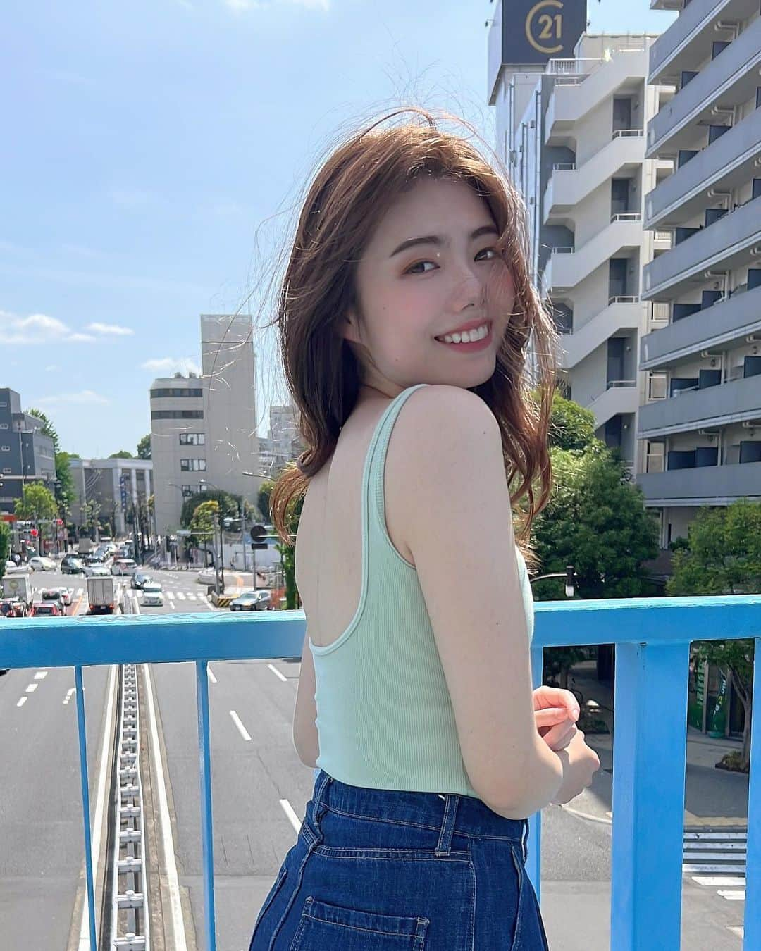 波田妃奈のインスタグラム：「ピスタチオもあるのです🩵  ===========================  プレスを担当しているランジェリーブランド🖤 @ravijour_official にて 5/8(月)〜5/21(日)まで期間限定！ MAX70%OFFのまとめ買いセールやってますよ〜📣 夏に映える大人気のこのカップ付きタンクトップ🌺 今回の販売分が最後なのでぜひcheckしてね👀 ちょっぴりセクシーな背中の開き具合がおすすめ💘  クーポンも併用できるよ☟ 8,000円(税込)以上ご購入で1,000円OFF 【HINA2305】 5月限定！何度でも使えて全商品対象です👛  #RAVIJOUR #ラヴィジュール #ランジェリーブランド #カップ付きタンク #タンクトップ女子 #期間限定セール #ラヴィジュールクーポン」