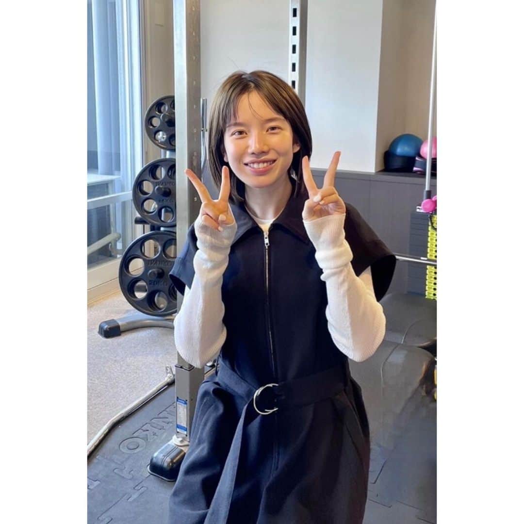 弘中綾香　ファンアカウントのインスタグラム：「弘中綾香アナ✿.*･  #弘中綾香 #弘中ちゃん #弘中アナ #女子アナ #アナウンサー」