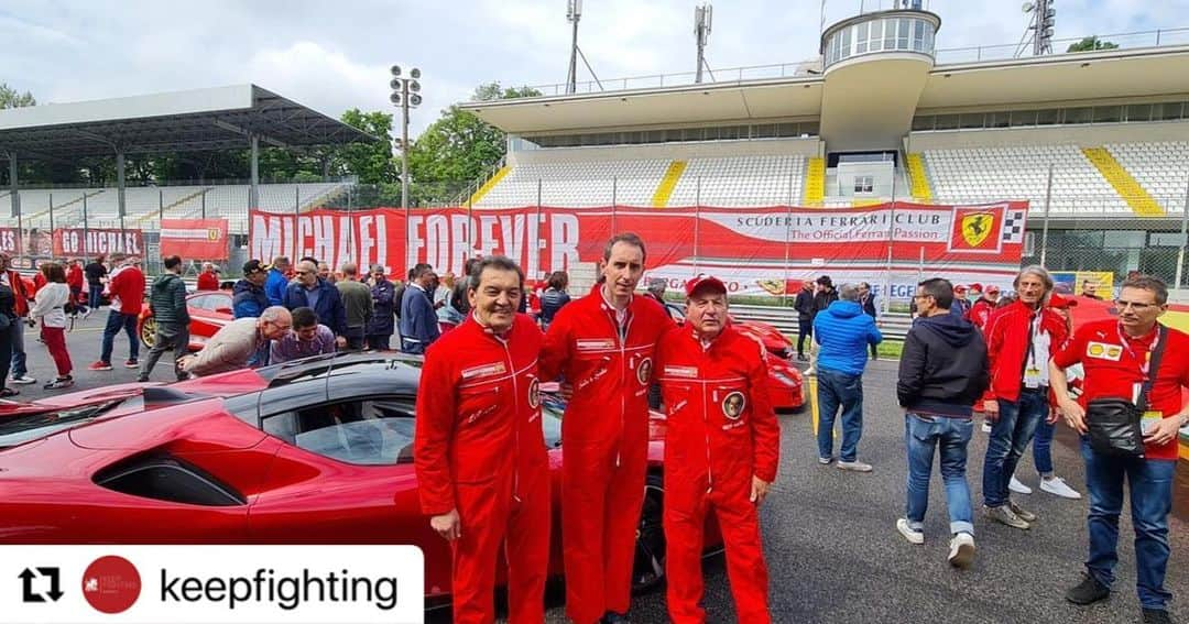 ミハエル・シューマッハさんのインスタグラム写真 - (ミハエル・シューマッハInstagram)「#Repost @keepfighting with @use.repost ・・・ A great gesture by the Scuderia Ferrari Club Caprino Bergamasco, which again organised a tribute to Michael on 29 April, also commemorating Jules Bianchi.  The tifosi are simply unique...🤩   Grazie a tutti voi! 🙏 #TeamMichael #keepfighting」5月10日 22時01分 - michaelschumacher