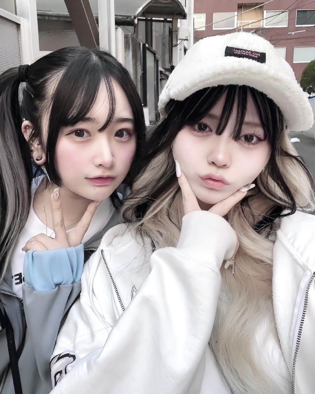 謝花南のインスタグラム：「ﾒﾛ🩶」