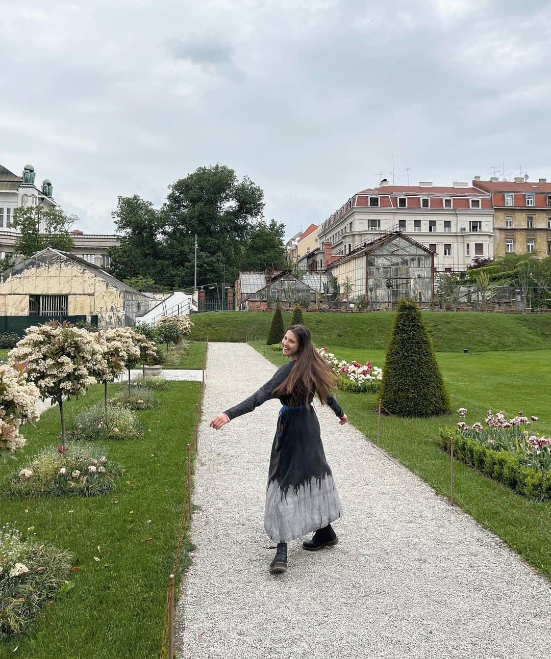 リュプカ・ゴイッチのインスタグラム：「@janasiennamikic #zagreb 🤍」