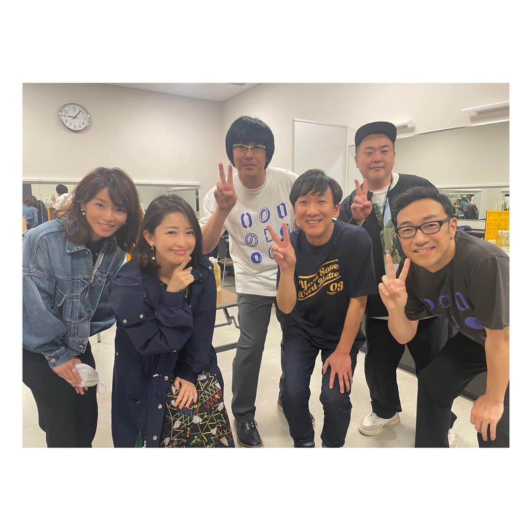前田真理子のインスタグラム：「松丸にお誘いしていただき、東京03さんのライブへ！ 会場が一体となる笑いの空間がとても心地よかったです。 Thank you so much!!」