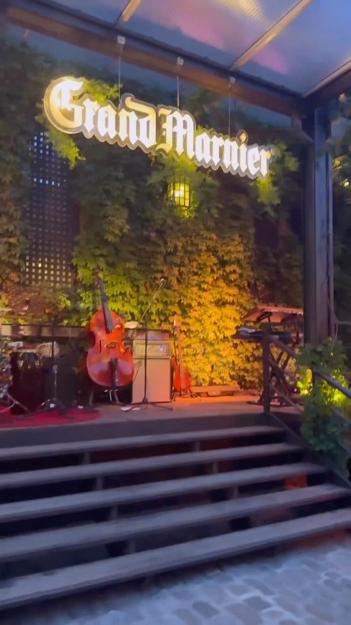 DJプレミアのインスタグラム：「Repost from @andreasengara   Beautiful evening launching @grandmarnierusa Grand Encounters with the legend @djpremier @bradywattbass @iggysoul @markplaystrombone @rarepercussion @carlos.homs @chefreneeblackman at @thefoundrylic 👏 to @sbdecoste @lindi_46 @laurenksepe @ola_idowu @clumbleweed @teamepiphany @coltranecurtis #grandencounters」