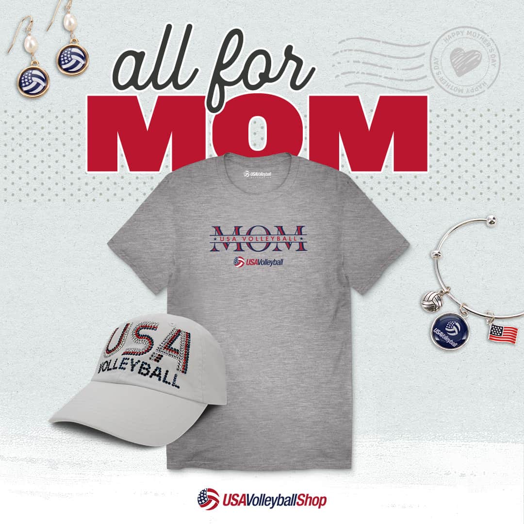 USA Volleyballさんのインスタグラム写真 - (USA VolleyballInstagram)「Volley moms are the real 𝗠𝗩𝗣!  Shop now, link in bio. #MothersDay」5月11日 0時01分 - usavolleyball