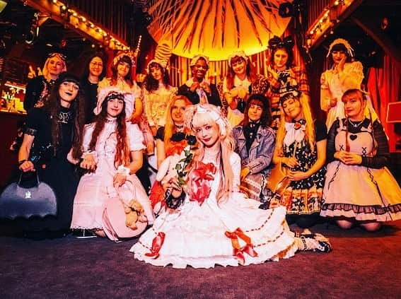 北出菜奈のインスタグラム：「_ _ Paris Lolita🫶🏻💗🌹  📸　Photo by Damien Paillard  #lolitafashion  #gothiclolita  #gothfashion  #lolitafashioncommunity」