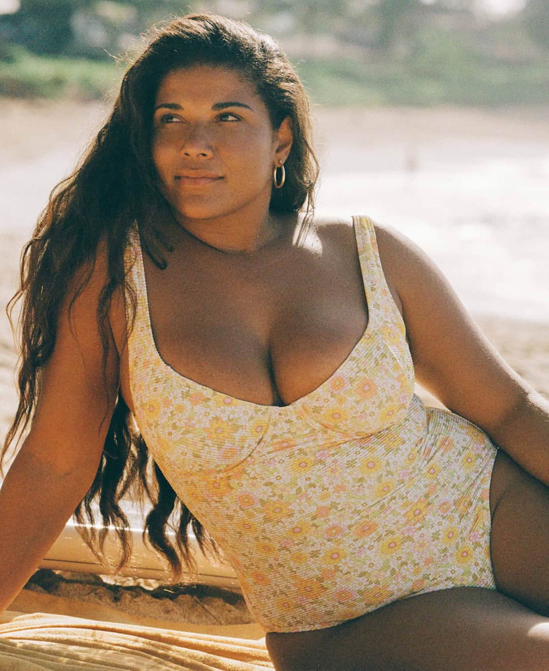 BILLABONG WOMENSのインスタグラム：「Sweet ditsies have us singing the song of summer.」
