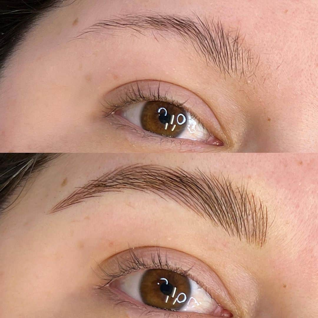 Haley Wightさんのインスタグラム写真 - (Haley WightInstagram)「Nanoblading before & after ✨ I love this transformation! So satisfying 😋 To book with me you can either call (602)809-9405 or book online at daelascottsdale.com | Links are in my bio!  #microblading #nanoblading #brows #arizona #scottsdale #phoenix」5月11日 0時58分 - cosmobyhaley