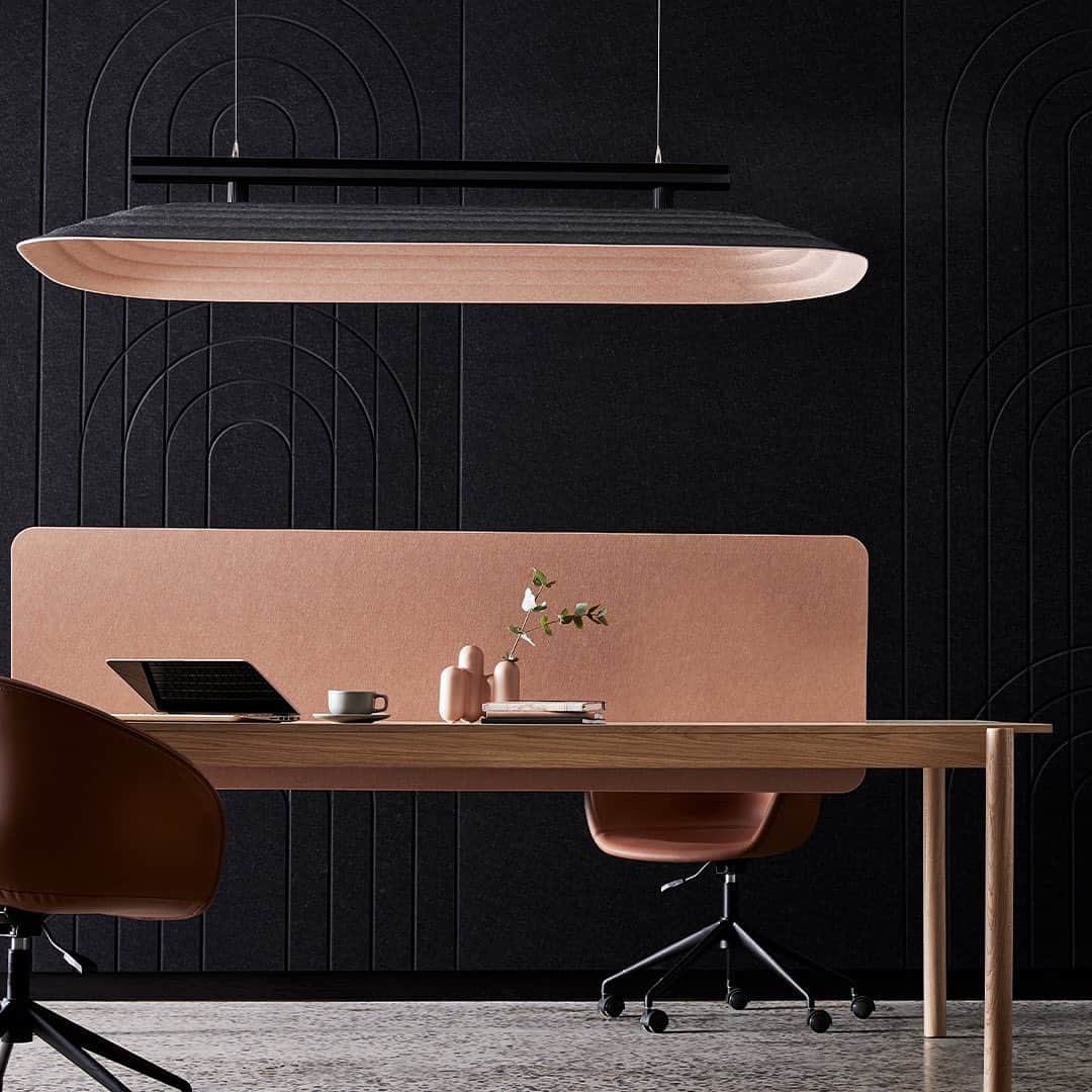 Design Milkさんのインスタグラム写真 - (Design MilkInstagram)「Make a statement! With its combination of art deco curves + embossed linework, @wovenimage’s Fuji Hachi acoustic tile makes for a beautiful suspended workstation hood. Whether placed above a conference table or in a breakout space, there’s lots of character + acoustic comfort to be enjoyed. \\\ Read more about Woven Image’s Fuji Hachi acoustic tiles + more at the link in bio. 🔗#acousticceiling #acousticdesign #workplacedesign」5月11日 1時31分 - designmilk