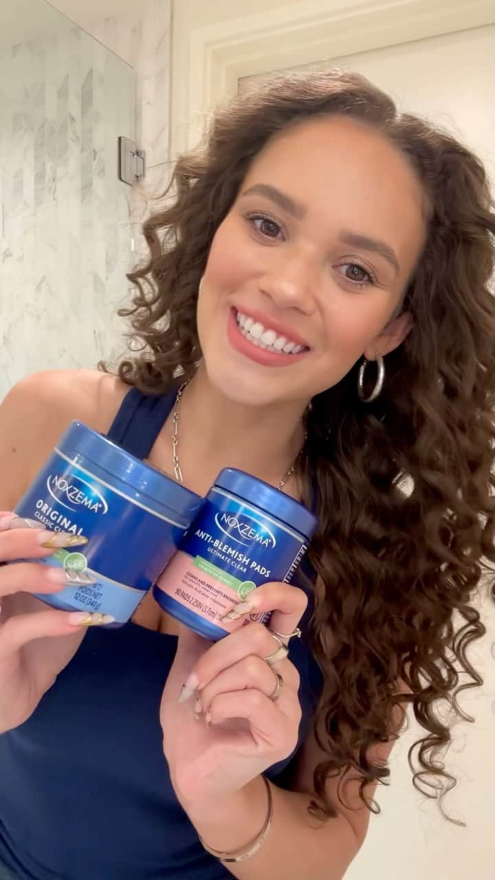 マディソン・ペティスのインスタグラム：「I’ve been using @noxzema for years - it’s one of the first brands I turned to when I started breaking out as a teen & their products have been there for me ever since! So happy to be a #noxzemapartner 💙 #noxzema」