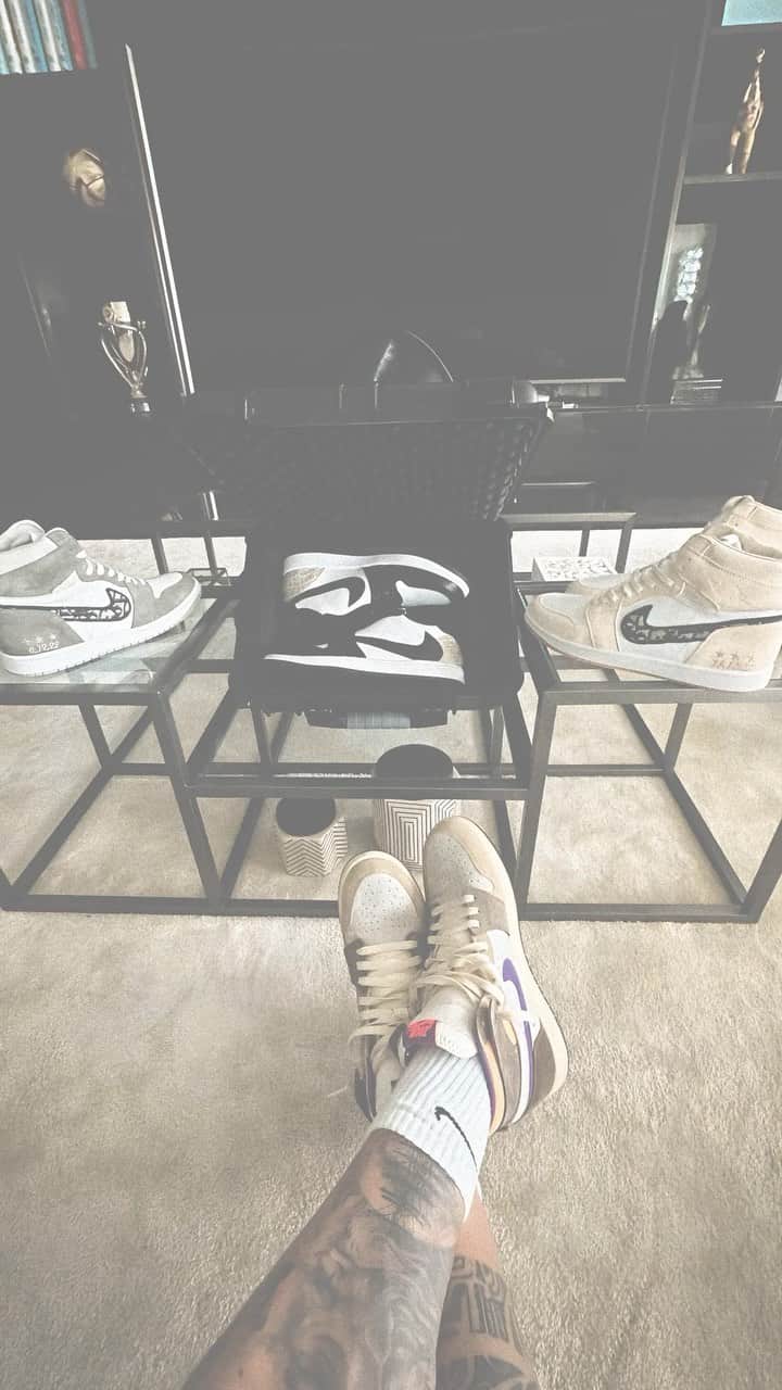 ニコラス・オタメンディのインスタグラム：「👟✌🏻🇦🇷 #Nike ✔️」
