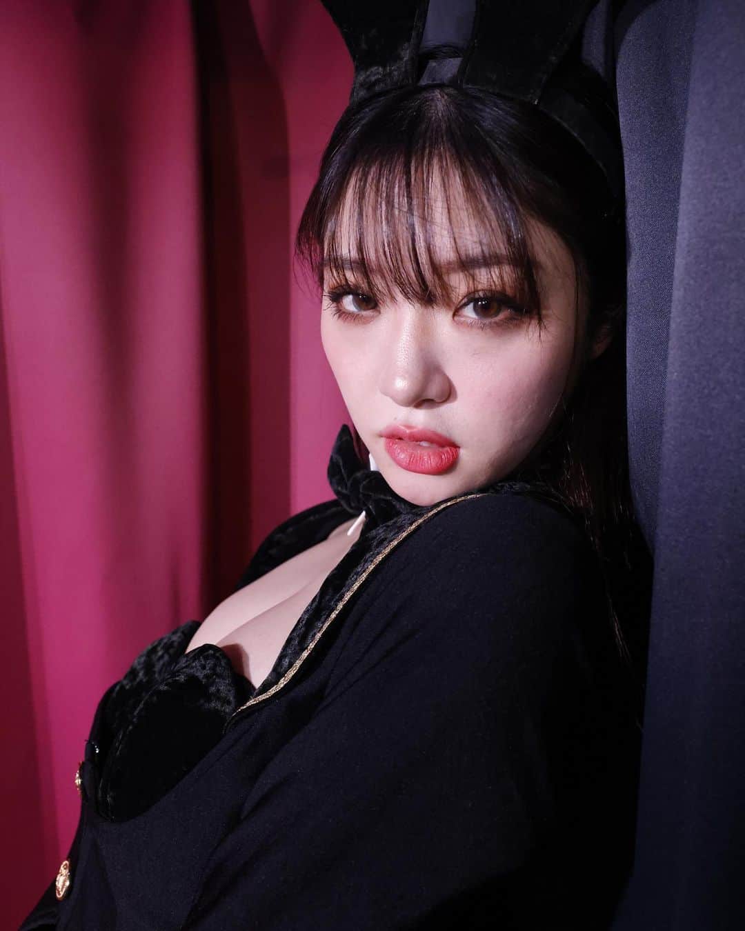 のインスタグラム：「.  📣バニーガール撮影会📣  5月20日(土)に例のプールにて開催の バニーガール撮影会‼︎  ✅1部,2部　アトリエダーム @atelierdarm 新バニースーツ ✅3部　ホワイトマティーニ新制服となバニー衣装🐇  1部は埋まりつつありますので、ご予約はお早めに！  撮影会しちゃいまーす！！🫶 たーくさん撮ってね😊🌸！！！  わくわく〜！！！！！  🐰 ご予約・お申込みは公式TwitterDMまで！→WhiteMartiniClub Twitter  お名前、電話番号、参加する部を送ってね！  http://white-martini.com/20230520/?fbclid=PAAaY-ZfYQ7lav4KJvqQUeq-INQAAwQ_-hz7t5RX2qEPdMOF8lAxal_Rmz4nE」