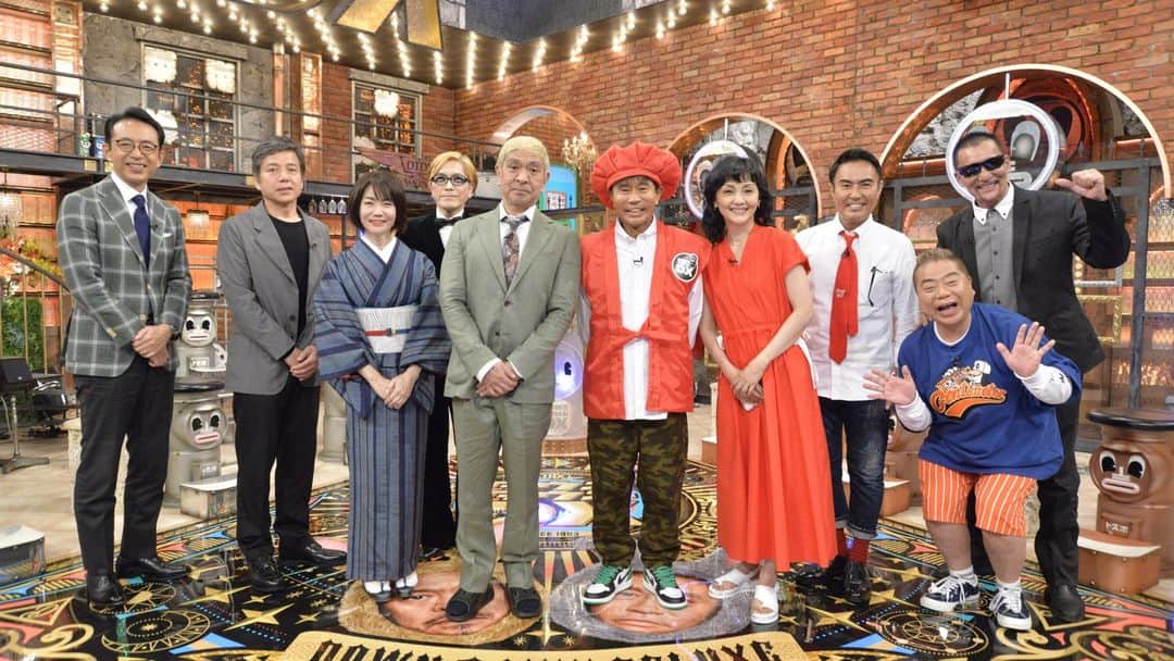 読売テレビ「ダウンタウンDX」さんのインスタグラム写真 - (読売テレビ「ダウンタウンDX」Instagram)「５/１１(木)夜１０時 #ダウンタウンDX ㊗️#浜田雅功 還暦記念🎉 芸能界の #ダウンタウン 同級生が大集合SP😆  激レア✨同級生 集合写真📷  #市川右團次 #勝村政信 #香西かおり #蝶野正洋 #出川哲朗 #福澤朗 #南果歩 #ROLLY」5月11日 14時55分 - downtowndx