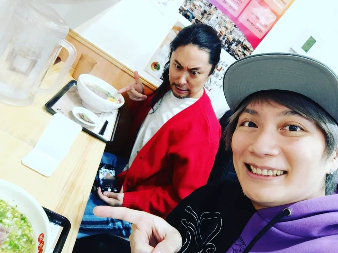 KEIさんのインスタグラム写真 - (KEIInstagram)「#インスタおじさん飯  新感覚ラーメンでした！」5月11日 15時11分 - kei_gt_inst