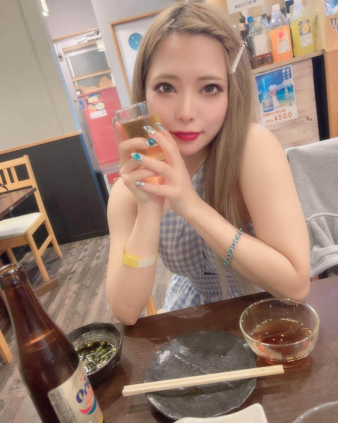 のインスタグラム：「💙💖💙💖💙 : : : 本日外部のイベントに出演させていただくので バーレスクおやすみいただいてます(´・ω・｀)  #バーレスク大阪 #バーレスク東京 #バーレスク大阪ありえ #北新地 #インスタ映え #ホスト  #韓国メイク  #童顔女子  #実物とは異なります  #TIKA  #burlesqueosaka  #burlesquetokyo  #TikTok」