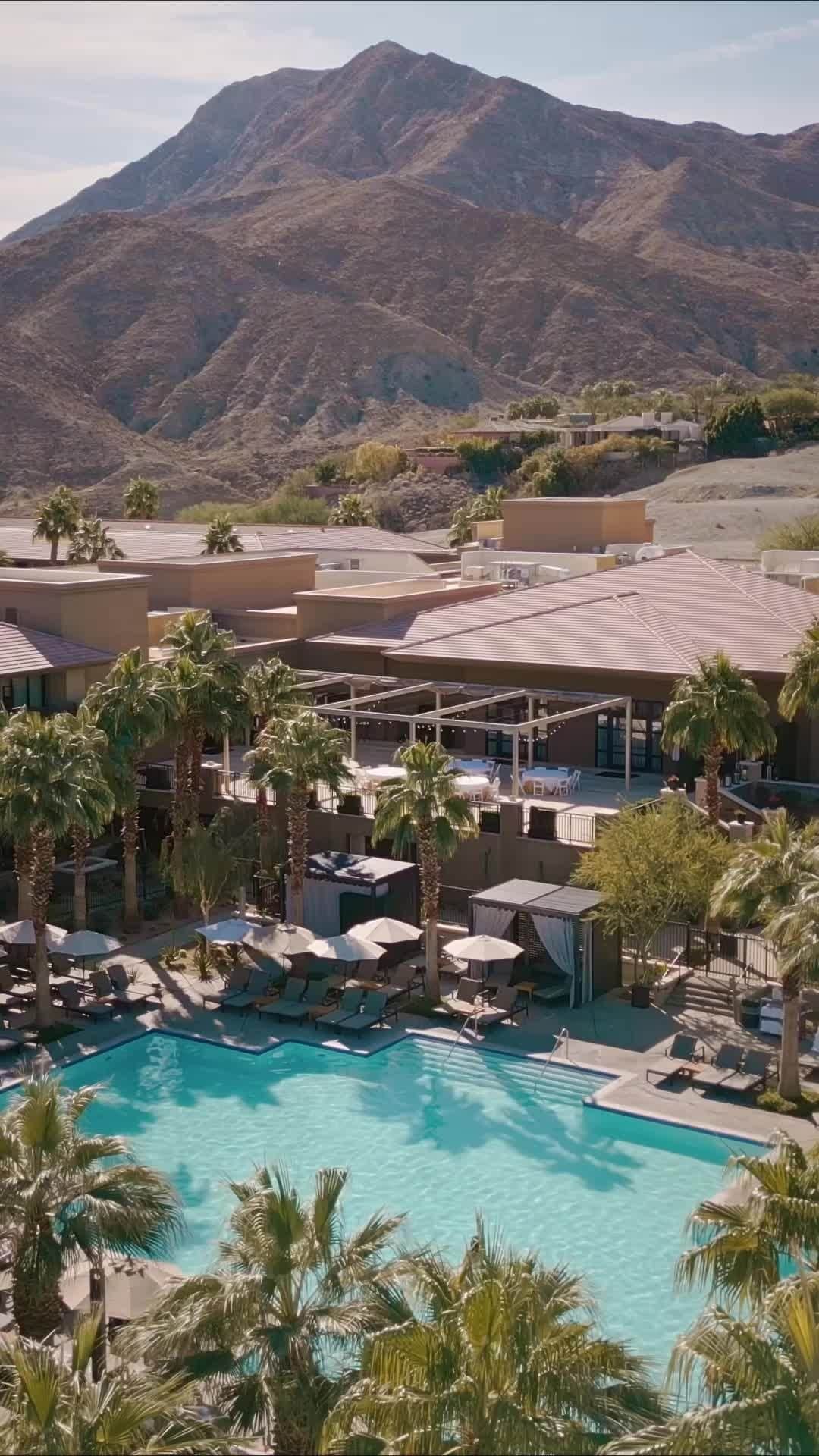 リッツ・カールトンのインスタグラム：「Desert peaks, lofty palms, and perfect poolsides all belong together — arrive into an iconic oasis at @ritzcarltonranchomirage.」