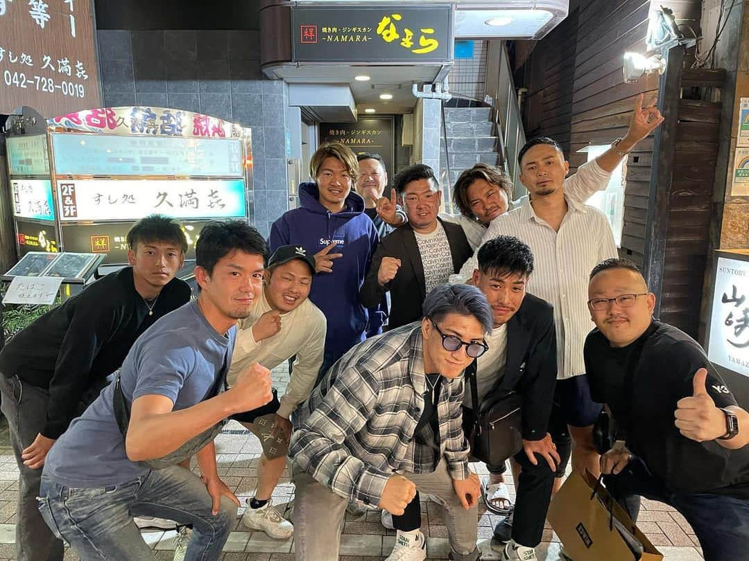 井上直樹さんのインスタグラム写真 - (井上直樹Instagram)「スポンサーしてくれてる町田駅の近くにある焼き肉ジンギスカン なまら様 へ行ってきました！応援してくれる方ばかりでめちゃくちゃパワーもらいました💪 タンが好きなので厚切りタンばっかり頼んじゃってました、めちゃくちゃ美味しかったです😋皆さんもぜひ食べに来てください🙌   #町田  #町田グルメ  #焼肉  #ジンギスカン  #なまら  #焼き肉ジンギスカンなまら」5月11日 8時08分 - naokiinouemma