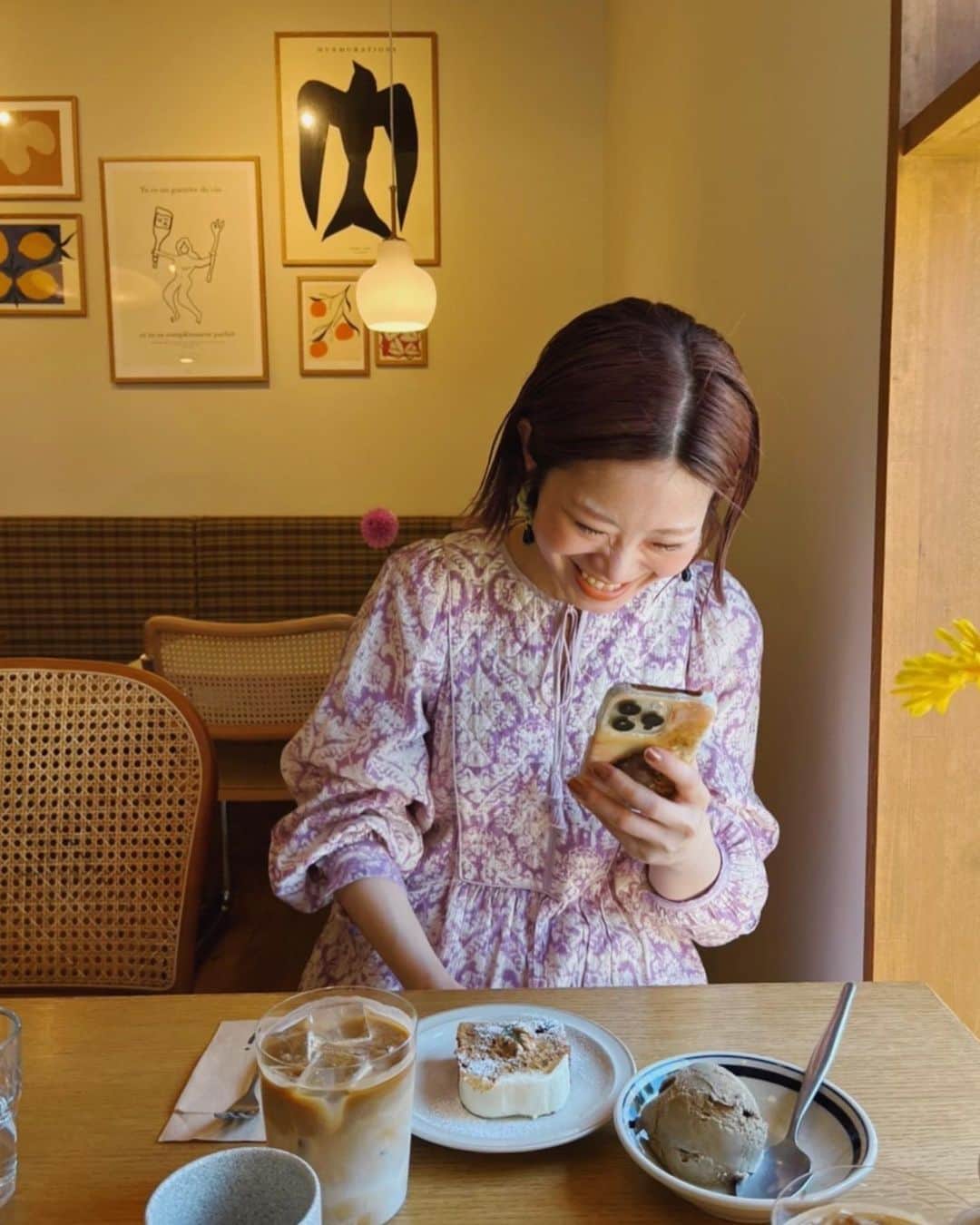 和田美由紀さんのインスタグラム写真 - (和田美由紀Instagram)「おはようございます🥰 バスの乗り方わからなくて結局電車で移動した日😇😇 ほうじ茶のアイス美味しかったなぁ🫶🏻 本日は久屋大通のLORENにおります✂️🙆‍♀️ご予約下さってる皆様よろしくお願いします💕💕  #なつことカフェ🍰 #バス難しい😎 #LORENもカフェ作りたい☕️」5月11日 8時20分 - miyuwada