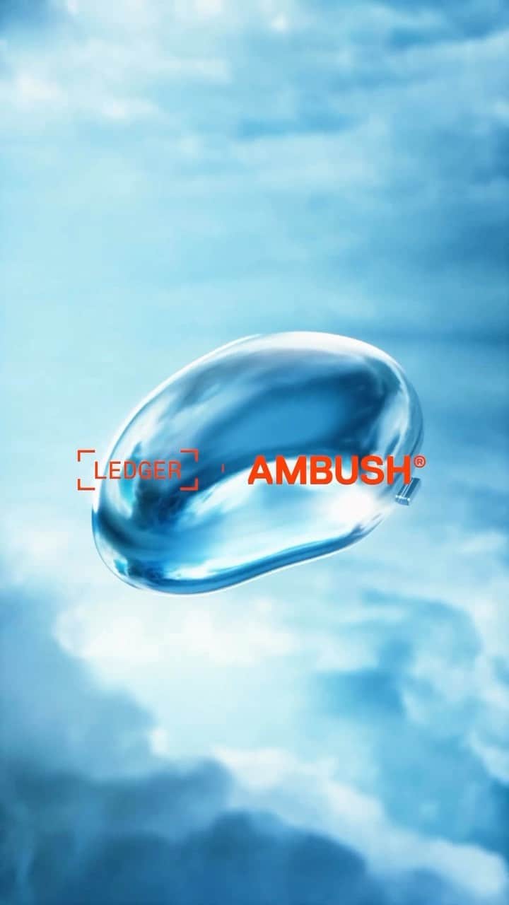 VERBALのインスタグラム：「@ambush_official x @ledger 🦾⚡️💧💧💧  #Repost @ambush_official ・・・ Introducing the Liquid Metal Case in collaboration with @ledger💧   Inspired by the beauty of an icy water droplet to symbolize data dropped from the cloud, the case is designed to store the upcoming #LedgerStax   Launching Fall/Winter 2023.  Motion Graphic @keigakeiga + Yilin」