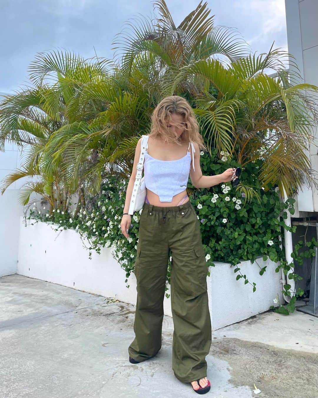 FIG&VIPERのインスタグラム：「【 new 】  ・Drawstring cargo pants light ¥7,590 (tax included)  _______________________________________________  #figandviper」