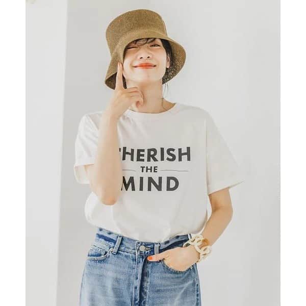 のインスタグラム：「. My work. 『BAYFLOW』 →@bayflow #bayflow #ベイフロー  久々に髪の毛クルクル嬉しかったな♪  #model #satorujapan #akemigondo #モデル #サトルジャパン #権藤朱実 →@satorujapan_official →@akemigondo ☑︎プロフィールのリンクにて、写真公開中☆」