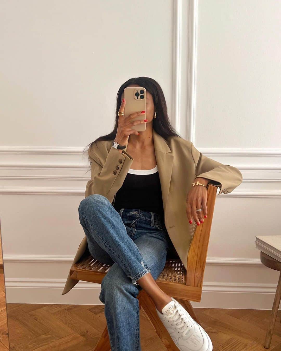 motherdenimのインスタグラム：「A selfie a day.」