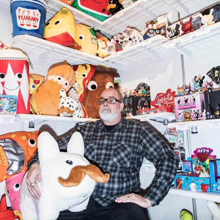 Juxtapoz Magazineさんのインスタグラム写真 - (Juxtapoz MagazineInstagram)「RIP to the influential and longtime Juxtapoz friend and contributor, #FrankKozik …   We published a piece on the man and his impact today on Juxtapoz.com that we hope you get a chance to read. @frankkozik」5月11日 10時42分 - juxtapozmag