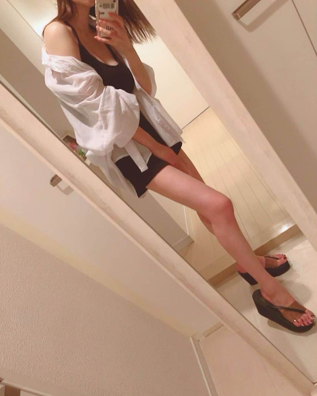 南キカのインスタグラム：「今年もサンダル集め 始めます🩴🩶」