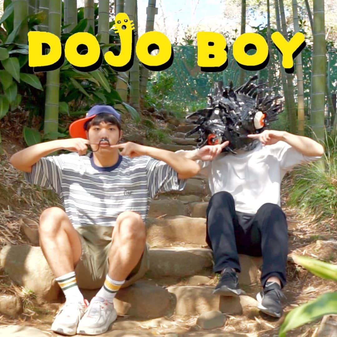 津久井コブシさんのインスタグラム写真 - (津久井コブシInstagram)「サブスク配信してます🎵  Mr.KOBUSHI『DOJO BOY』 《Music》 song by Mr.KOBUSHI sound by Native rapper  《Shooting STAFF》 producer:Mr.KOBUSHI camera:sakazaki masaki、mozogumi、miuracchi prop production:shinrabansho  #music #jpop #electronic #歌　#森羅万笑 #nativerapper #mrkobushi #ドジョウボーイ #ドジョウ」5月11日 12時21分 - mr.kobushi